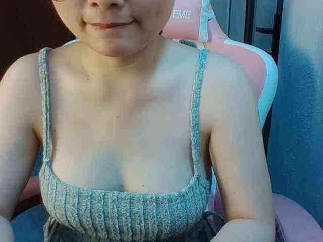 Julia98 webcam