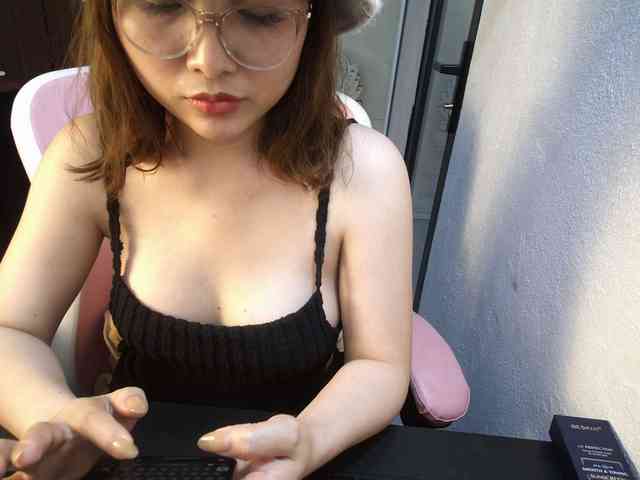 Julia98 webcam