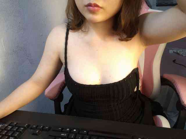 Julia98 webcam
