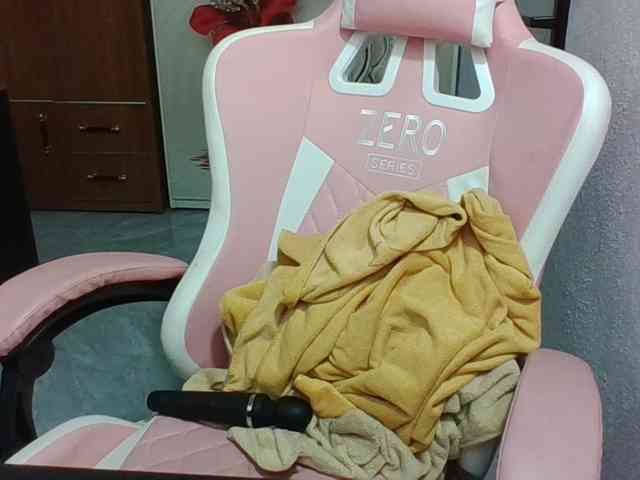 Julia98 webcam
