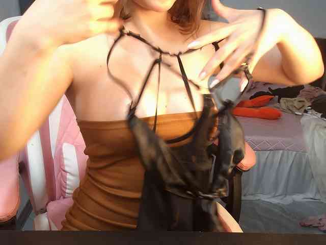 Julia98 webcam