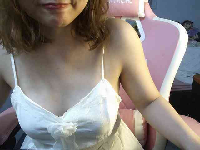 Julia98 webcam