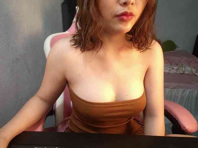 Julia98 webcam