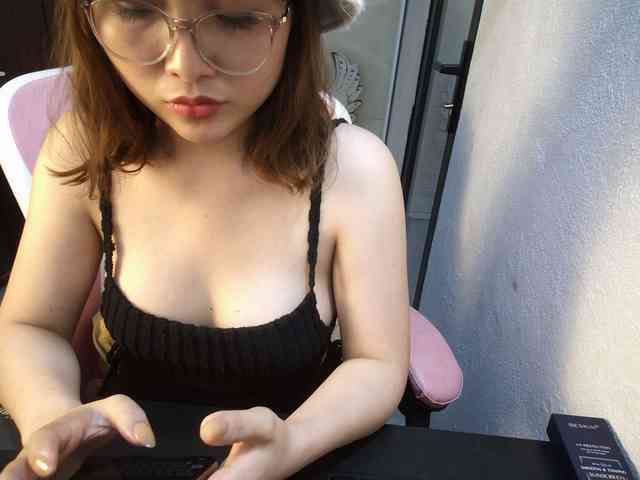 Julia98 webcam