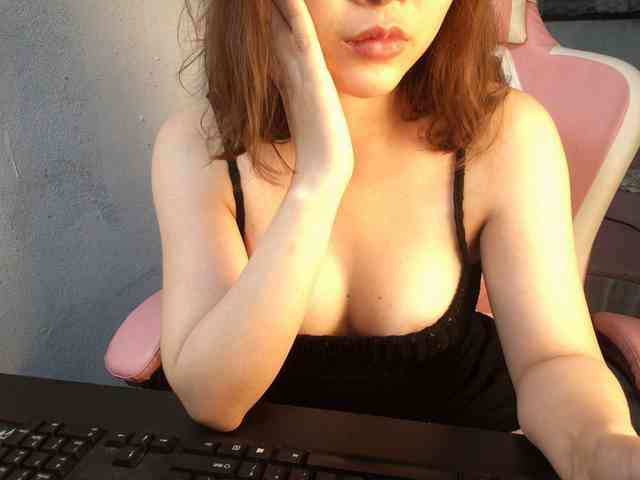 Julia98 webcam