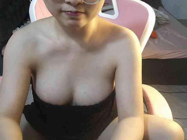 Julia98 webcam