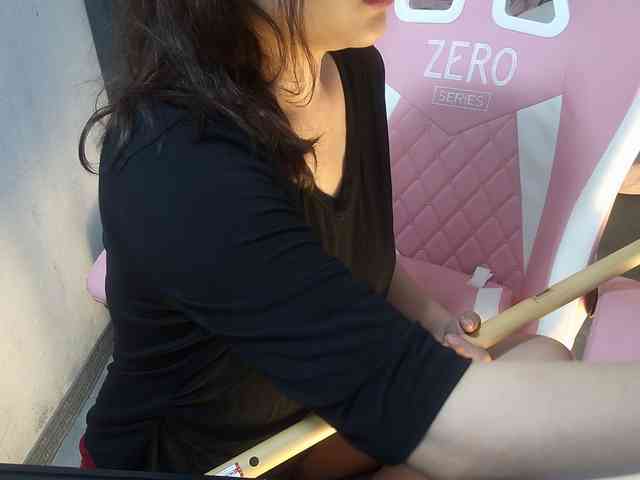 Julia98 webcam