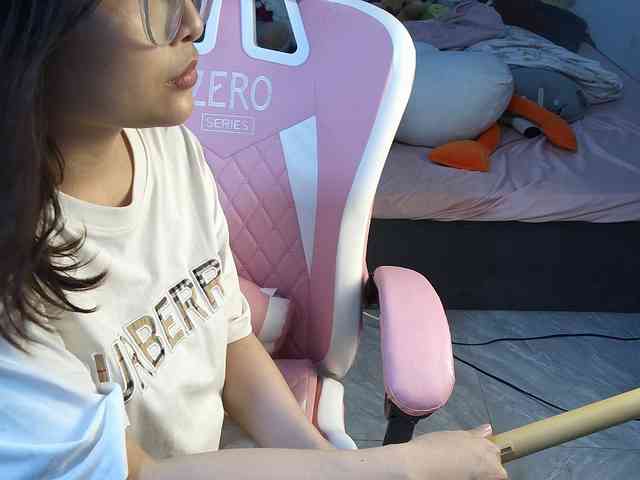 Julia98 webcam