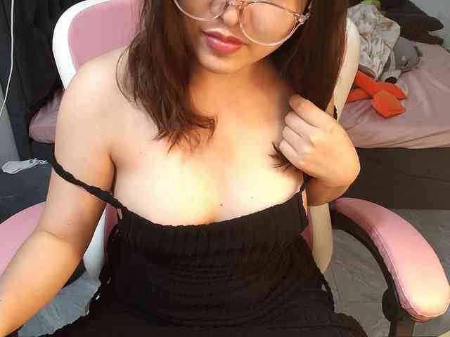 Julia98 webcam