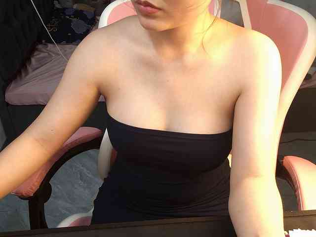 Julia98 webcam