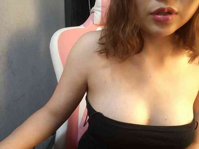 Julia98 webcam