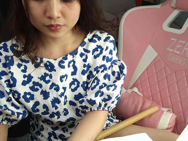 Julia98 webcam
