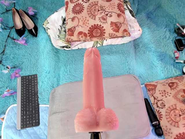 Eilin-clio's BongaCams show and profile