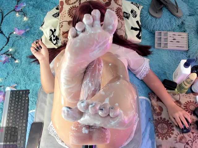 Eilin-clio's BongaCams show and profile