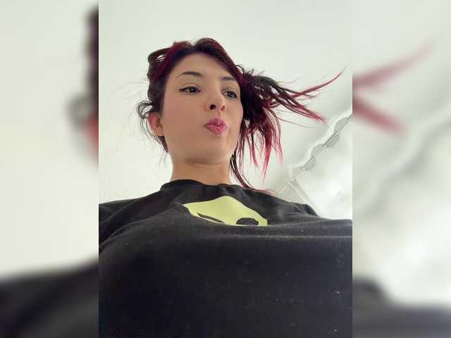 Miss-Brazil's BongaCams show and profile