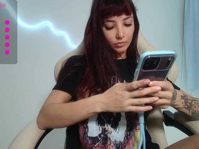 Miss-Brazil's BongaCams show and profile