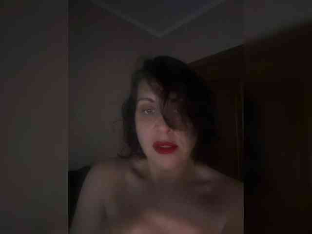 Mari-25 Live Webcam on BongaCams