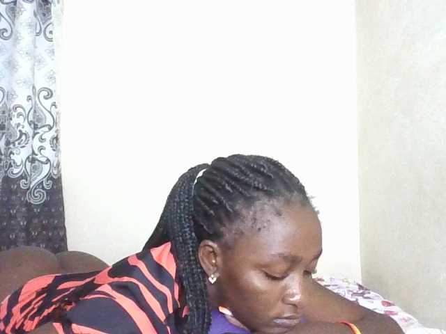 Sexydolly3's BongaCams show and profile