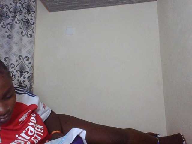 Sexydolly3's BongaCams show and profile