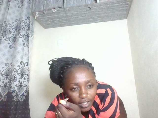 Sexydolly3's BongaCams show and profile