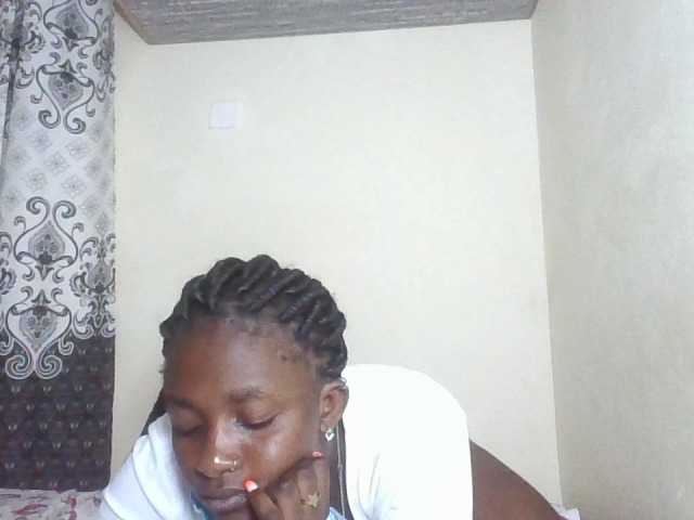 Sexydolly3's BongaCams show and profile