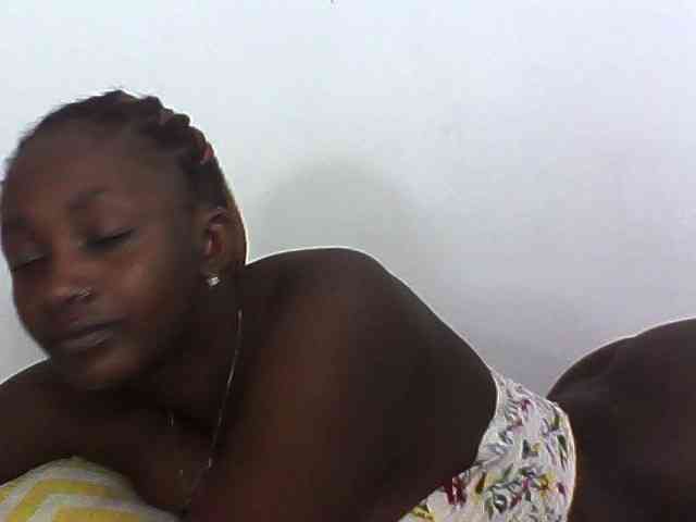 Sexydolly3 webcam