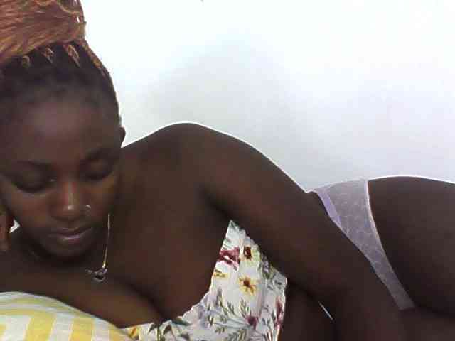 Sexydolly3 webcam