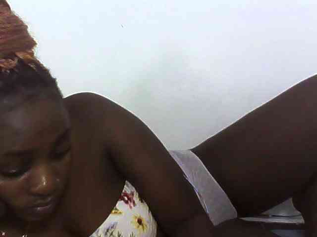 Sexydolly3 webcam