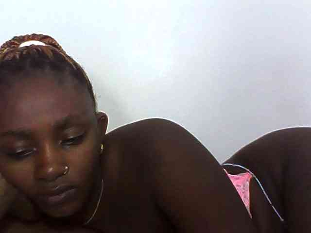 Sexydolly3 webcam