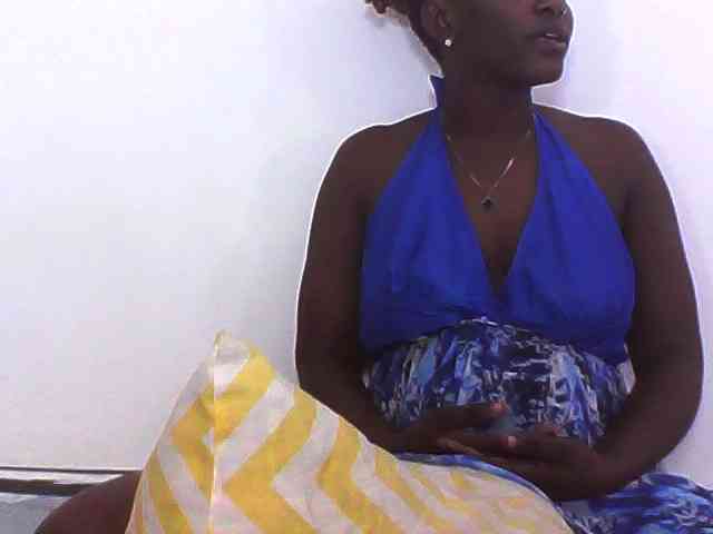 Sexydolly3 Live Webcam on BongaCams
