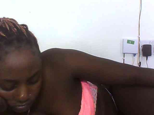 Sexydolly3 webcam