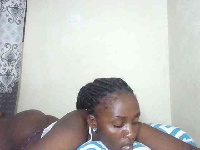 Sexydolly3 Live Webcam on BongaCams