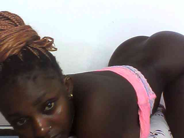 Sexydolly3 webcam