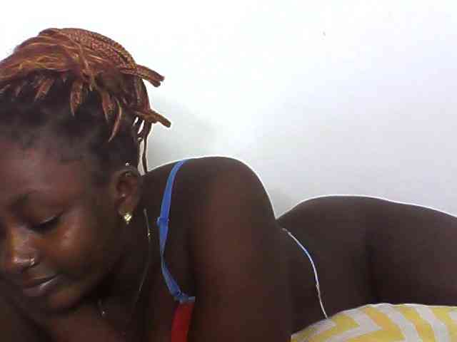 Sexydolly3 webcam