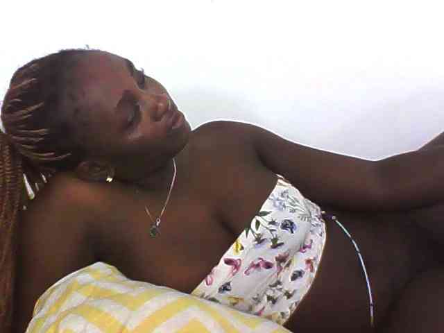 Sexydolly3 webcam