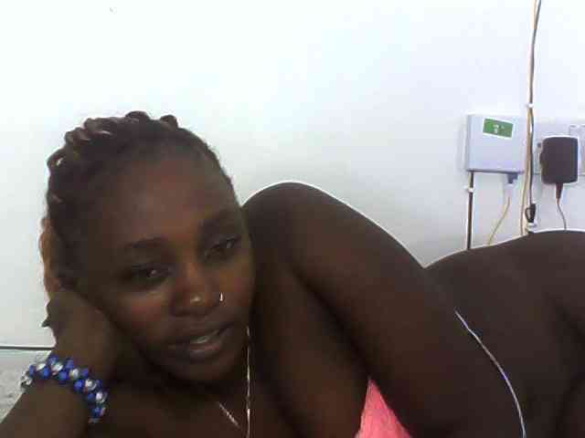 Sexydolly3 webcam