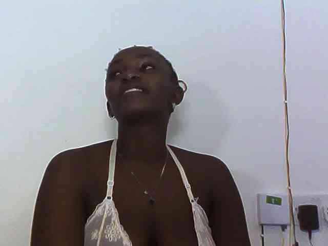 Sexydolly3 webcam