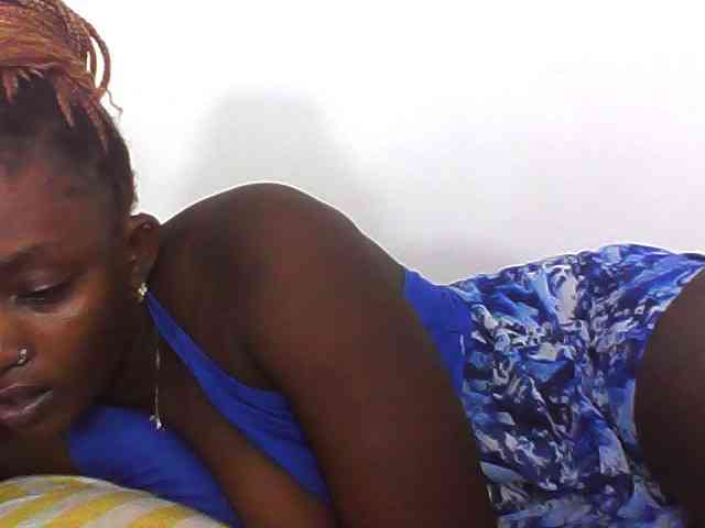Sexydolly3 webcam