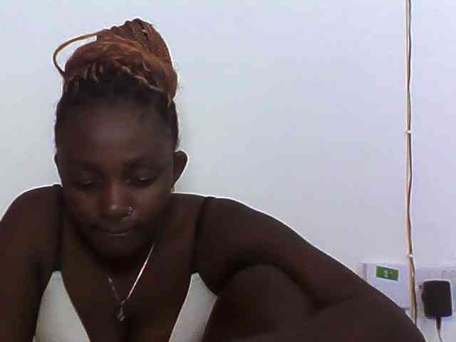 Sexydolly3 webcam