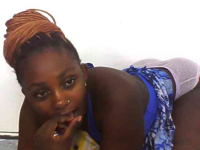 Sexydolly3 webcam
