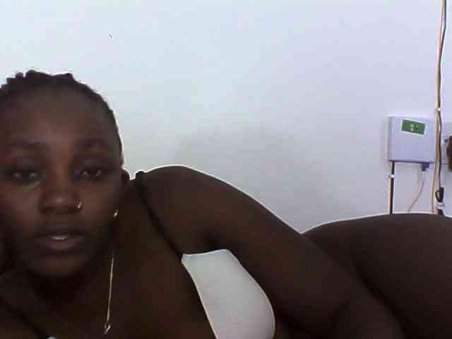 Sexydolly3 webcam