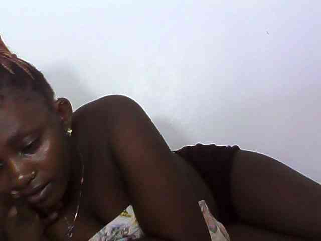 Sexydolly3 webcam