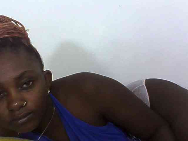 Sexydolly3 webcam
