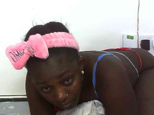 Sexydolly3 webcam