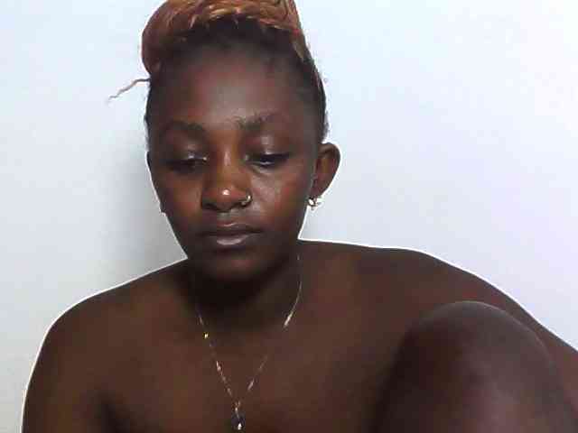 Sexydolly3 webcam