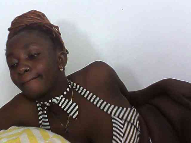 Sexydolly3 webcam
