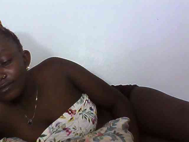 Sexydolly3 webcam