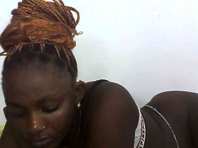 Sexydolly3 webcam