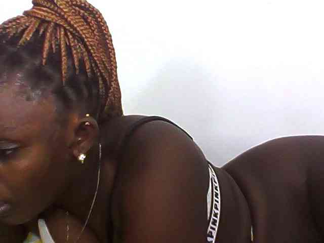 Sexydolly3 webcam