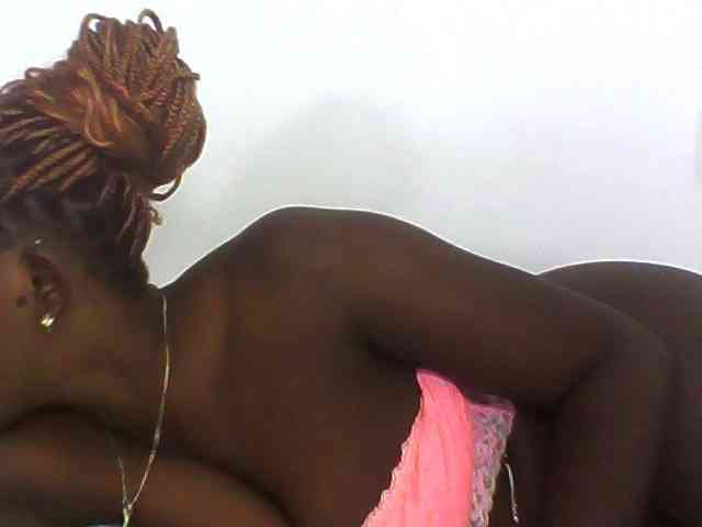 Sexydolly3 webcam